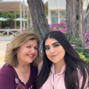 Meet your Posher, Teresa